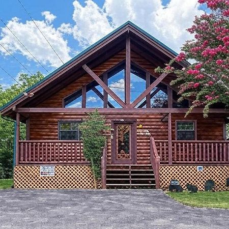 Always Kiss Me Goodnight- Hot Tub, You Get 1089 Of Free Area Attraction Tickets For Each Paid Day! Pigeon Forge Kültér fotó