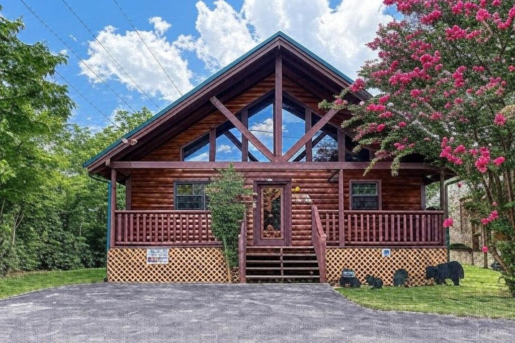 Always Kiss Me Goodnight- Hot Tub, You Get 1089 Of Free Area Attraction Tickets For Each Paid Day! Pigeon Forge Kültér fotó